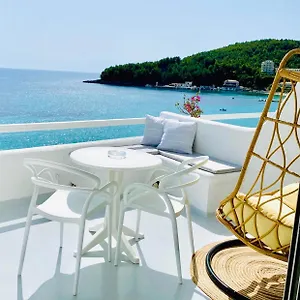 Geo & Art Boutique Himarë